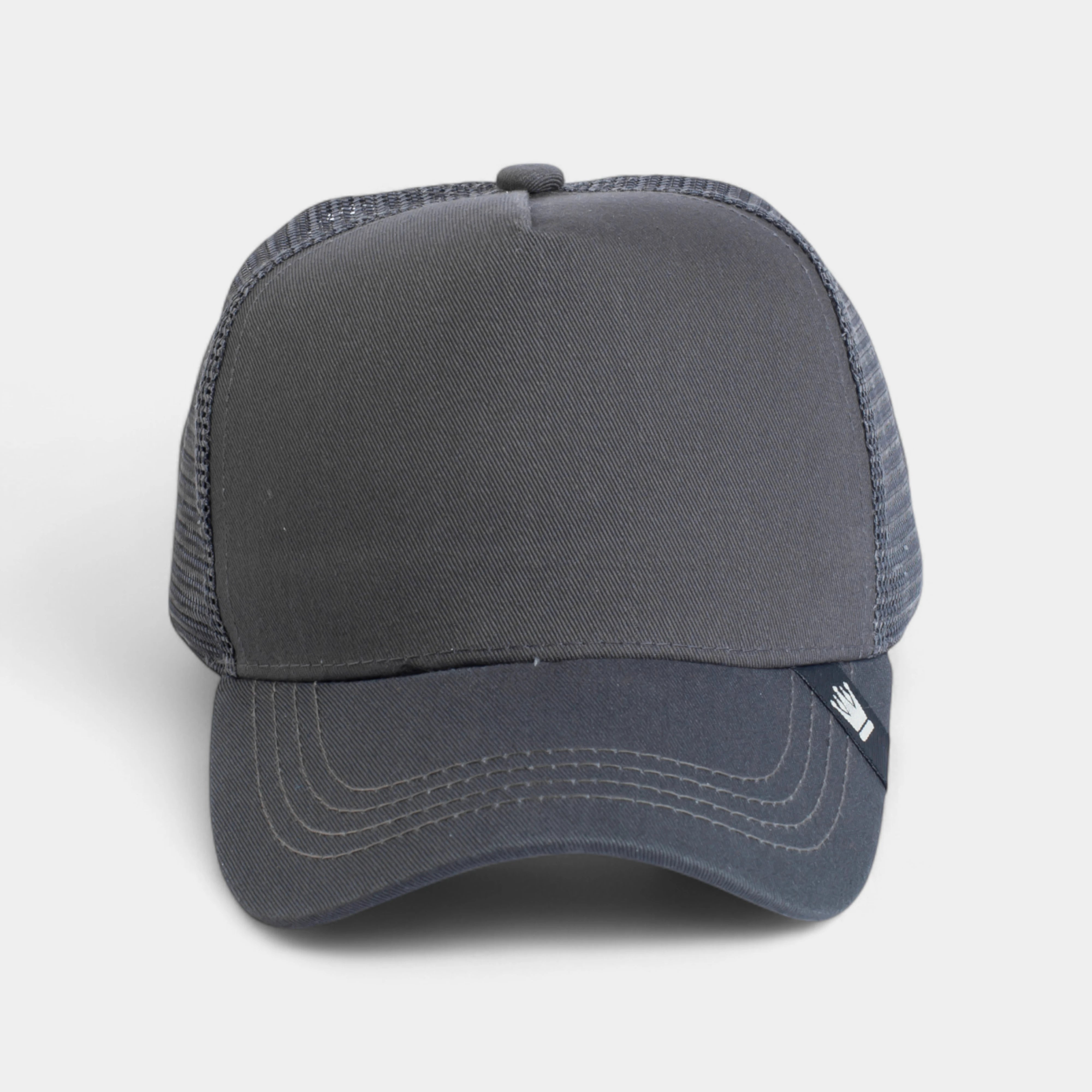 PLAY NEW YORK TRUCKER HAT